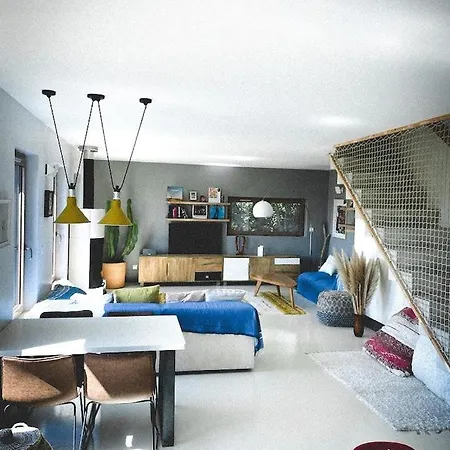 Maison Contemporaine, Piscine Chauffee *