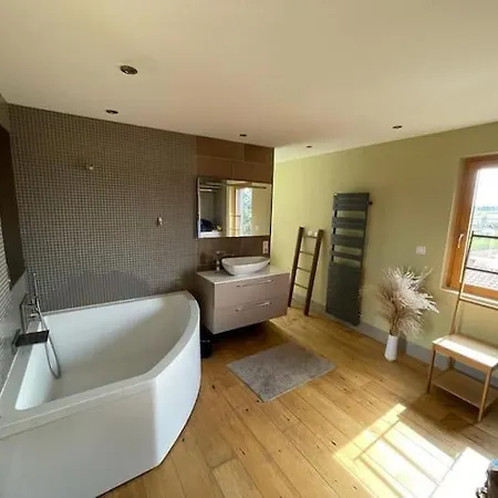 Maison Contemporaine, Piscine Chauffee Villa *